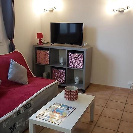 L'Appartement De L'Eglise سانت ماري دو لا مير المظهر الخارجي الصورة