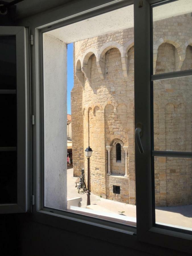 L'Appartement De L'Eglise سانت ماري دو لا مير المظهر الخارجي الصورة
